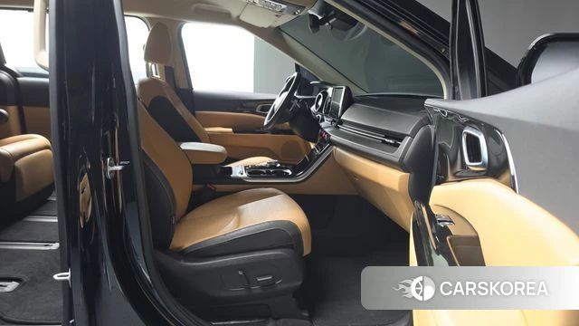 Kia Carnival 4th generation 2023 Черный из Кореи, фото 2