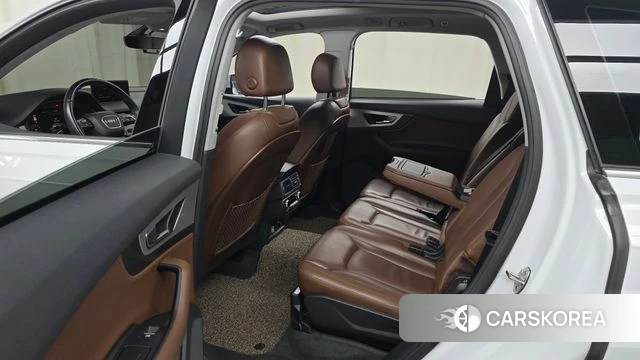 Audi Q7 (4M) 2019 Белый из Кореи, фото 2