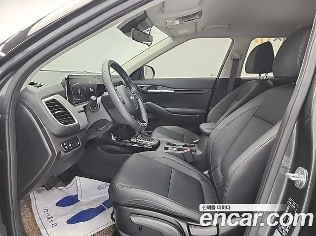 Kia The New Seltos 2023 Серебристо-серый из Кореи, фото 2