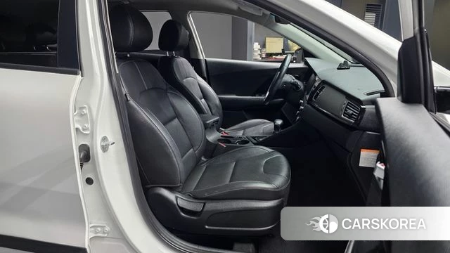 Kia Niro 2019 Белый из Кореи, фото 2