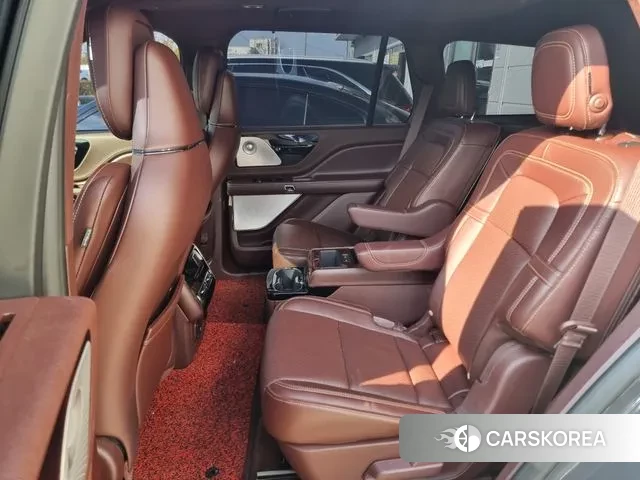 Lincoln Aviator 2nd generation 2020 Серый из Кореи, фото 2