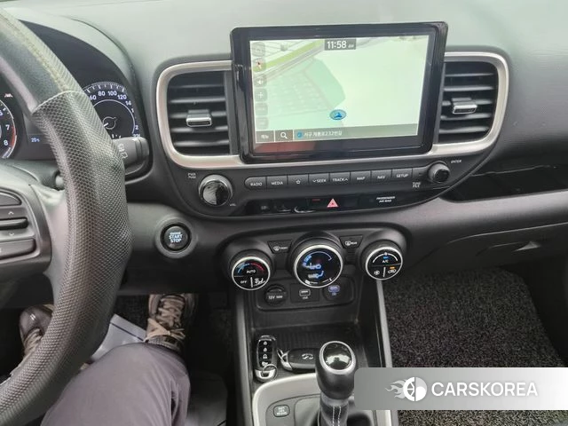 Hyundai Venue 2021 Серый из Кореи, фото 2
