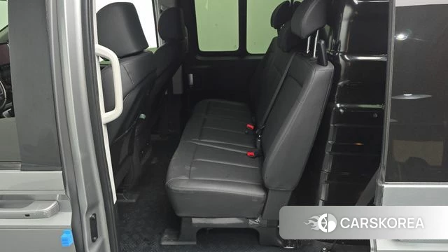 Hyundai Staria 2023 Серебряный из Кореи, фото 2