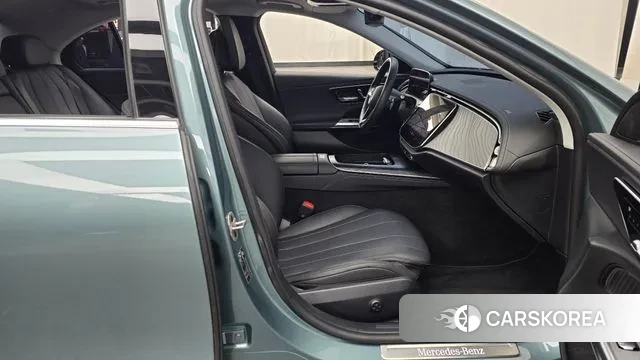 Mercedes-Benz E-Class W214 2024 Синий нефрит из Кореи, фото 2