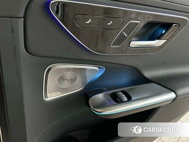 Mercedes-Benz Class C 2024 Белый из Китая, фото 2