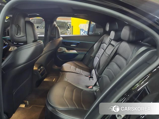 Mercedes-Benz E-Class W214 2024 Черный из Кореи, фото 2