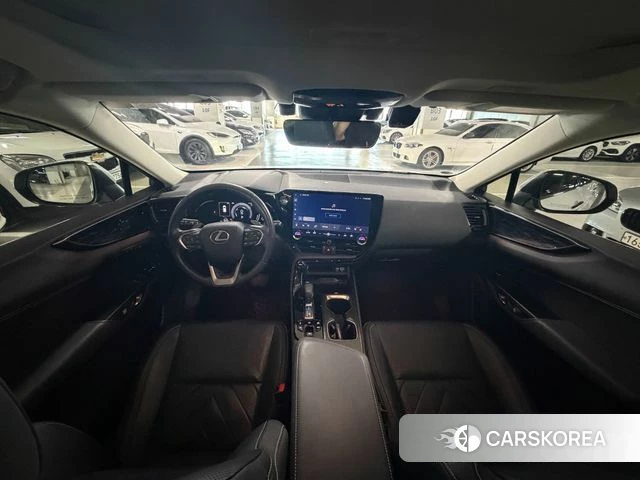 Lexus NX450h + 2nd generation 2022 Белый из Кореи, фото 2