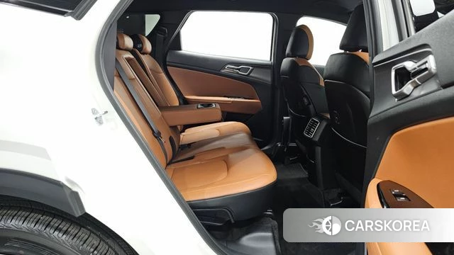 Kia Sportage 5th Generation 2024 Белый из Кореи, фото 2