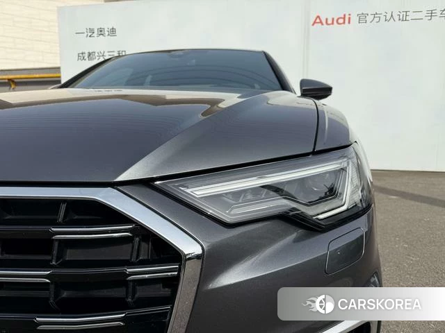 Audi A6L 2023 Темно-серый из Китая, фото 2