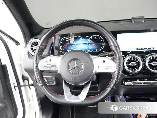 Mercedes-Benz GLB-Class X247 2021 Белый из Кореи, фото 2
