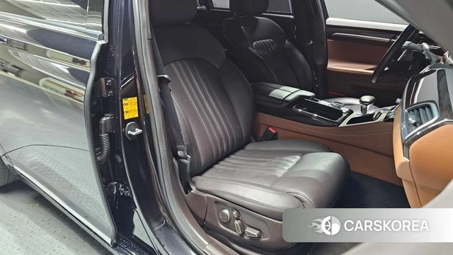 Genesis G90 2019 Черный из Кореи, фото 2