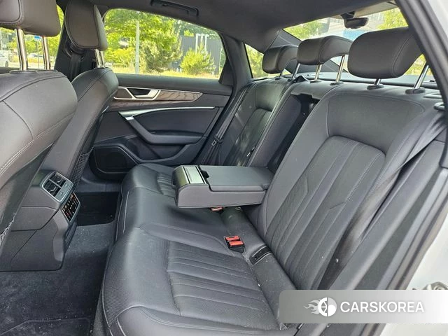 Audi A6 (C8) 2022 Белый из Кореи, фото 2