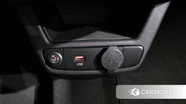 Kia The New Kia Ray 2023 Белый из Кореи, фото 2
