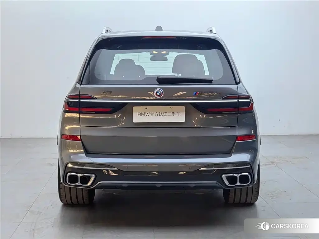 BMW X7 M60i 2025 Silver/gray из Китая, фото 2