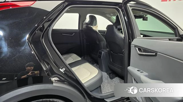 Kia Di Ol Nu Niro 2025 Черный из Кореи, фото 2