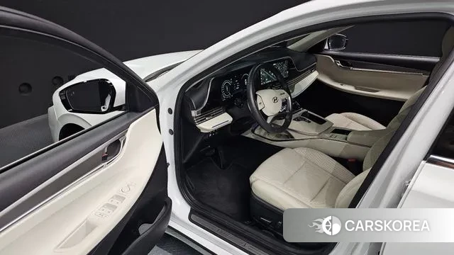 Hyundai The New Grandeur IG Hybrid 2022 Белый из Кореи, фото 2