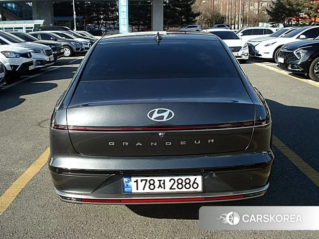 Hyundai Grandeur Hybrid (GN7) 2023 Серый из Кореи, фото 2