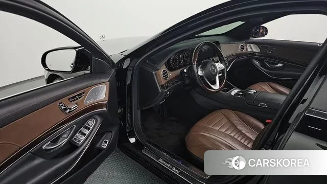 Mercedes-Benz S-Class W222 2019 Черный из Кореи, фото 2