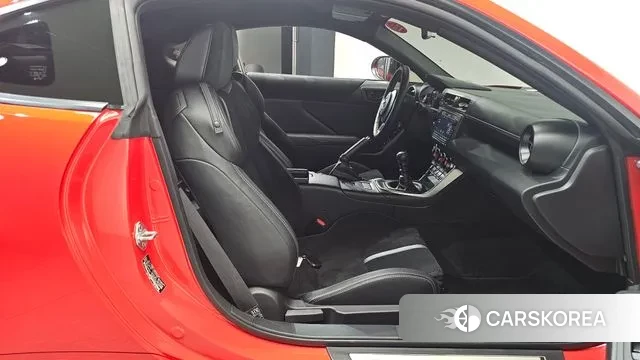 Toyota GR86 2024 Красный из Кореи, фото 2