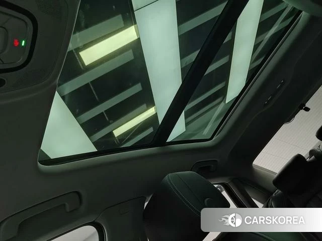 Audi A4L 2025 Темно-серый из Китая, фото 2