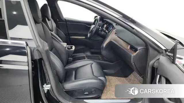 Tesla Model S 2019 Черный из Кореи, фото 2