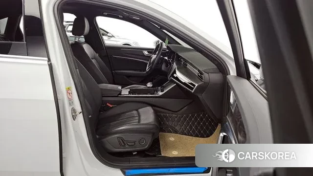 Audi A6 (C8) 2019 Белый из Кореи, фото 2