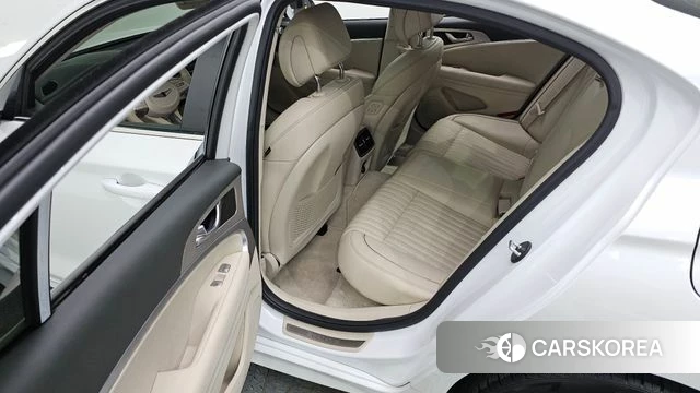 Genesis The New G70 2021 Белый из Кореи, фото 2