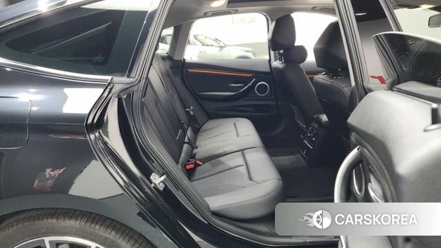 BMW 3 Series GT (F34) 2018 Черный из Кореи, фото 2