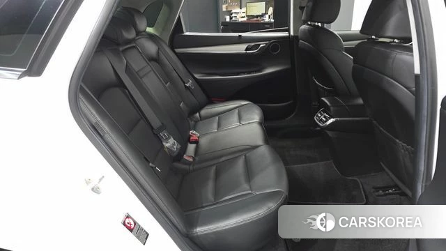 Hyundai The New Grandeur IG Hybrid 2022 Белый из Кореи, фото 2