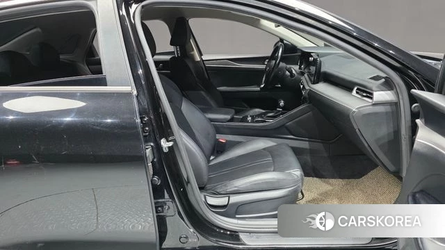 Kia K5 3rd generation 2021 Черный из Кореи, фото 2