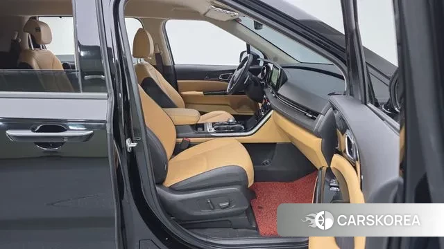 Kia Carnival 4th generation 2023 Черный из Кореи, фото 2