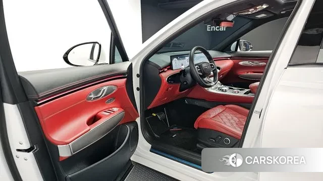 Genesis GV70 2024 Белый из Кореи, фото 2