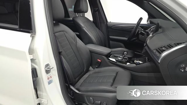 BMW X3 (G01) 2023 Белый из Кореи, фото 2