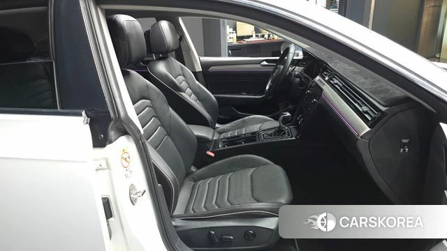 Volkswagen Arteon 2020 Белый из Кореи, фото 2