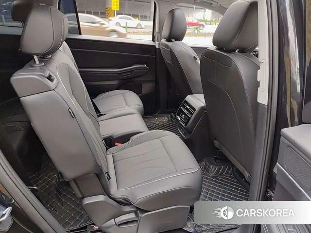 Volkswagen Tourang 2025 Черный из Китая, фото 2