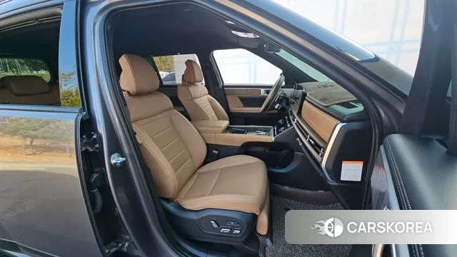 Hyundai Santa Fe (MX5) 2024 Серый из Кореи, фото 2