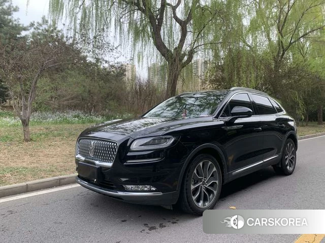 Lincoln Navigator 2022 Черный из Китая, фото 2