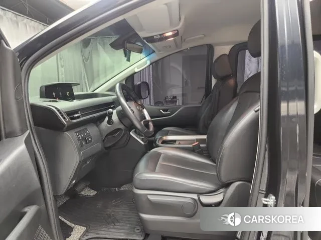 Hyundai Staria 2023 Синий из Кореи, фото 2