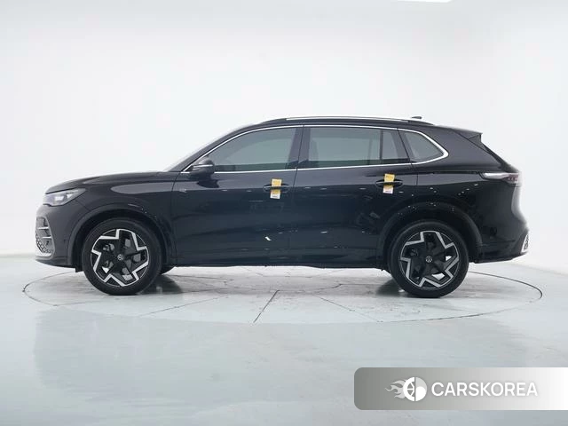 Volkswagen Tiguan L 2025 Черный из Китая, фото 2