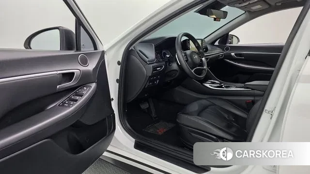 Hyundai Sonata (DN8) 2021 Белый из Кореи, фото 2