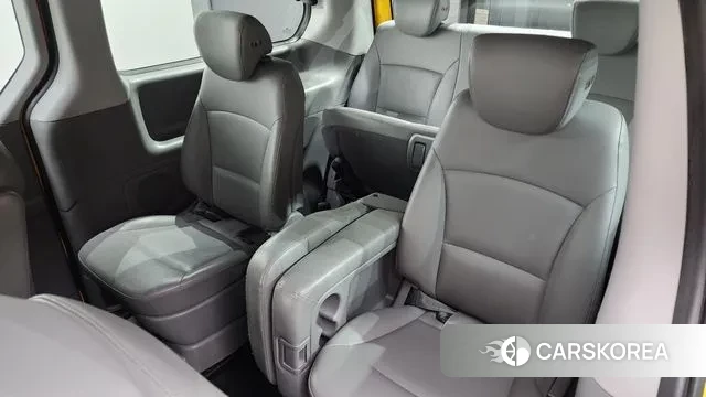 Hyundai The New Grand Starex 2018 Желтый из Кореи, фото 2