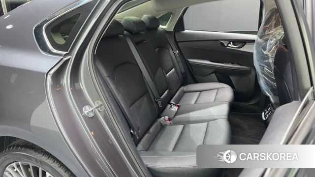Kia The New K3 2nd generation 2021 Серый из Кореи, фото 2