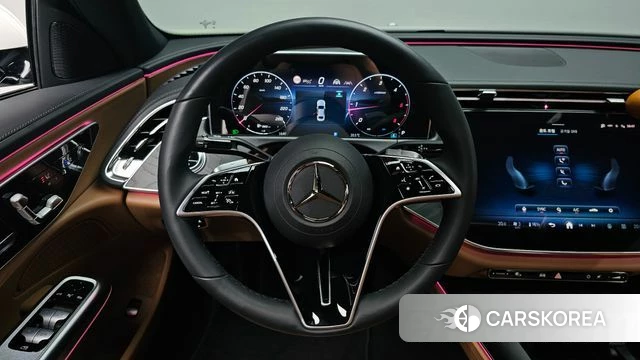 Mercedes-Benz E-Class W214 2024 Белый из Кореи, фото 2