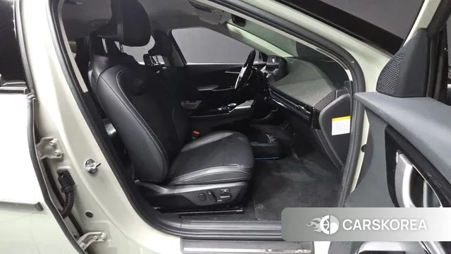 Kia EV6 2022 Жемчужный цвет из Кореи, фото 2