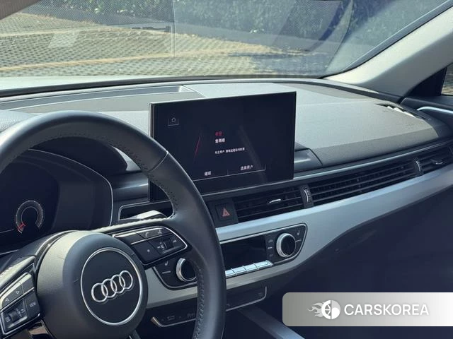 Audi A4L 2022 Белый из Китая, фото 2