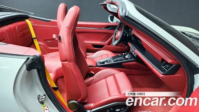 Porsche 911(992) 2022 Серебристо-серый из Кореи, фото 2