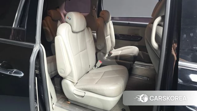 Kia The New Carnival 2018 Черный из Кореи, фото 2