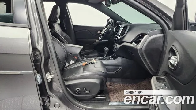 Jeep Cherokee (KL) id 2748769 из Кореи 2