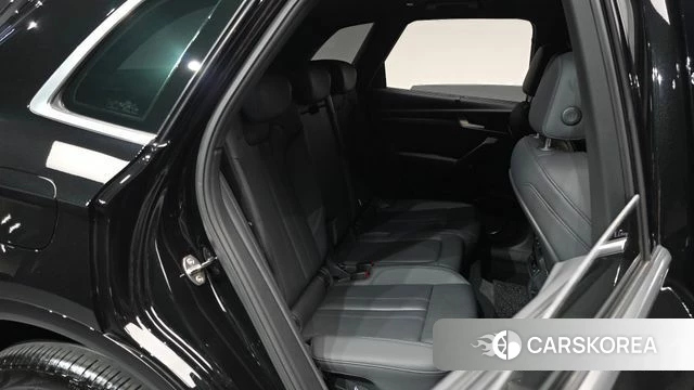 Audi Q5 (FY) 2023 Черный из Кореи, фото 2