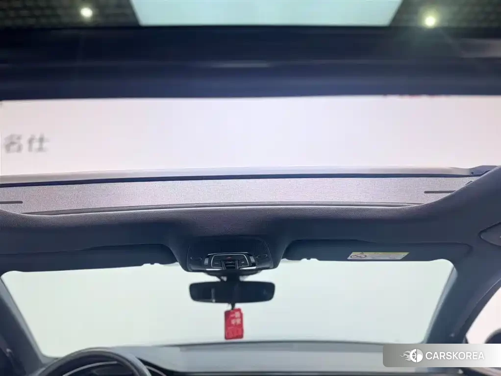 Audi A6L 2023 Черный из Китая, фото 2